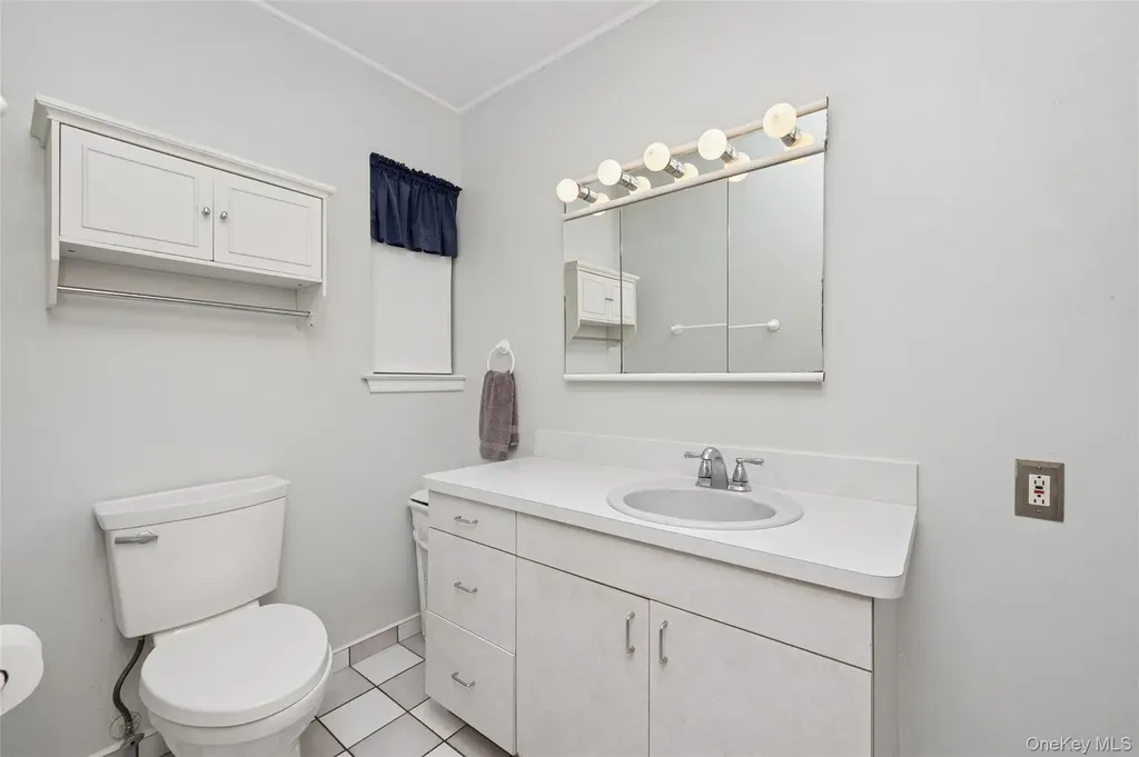 14 Radburn Drive Commack NY 11725