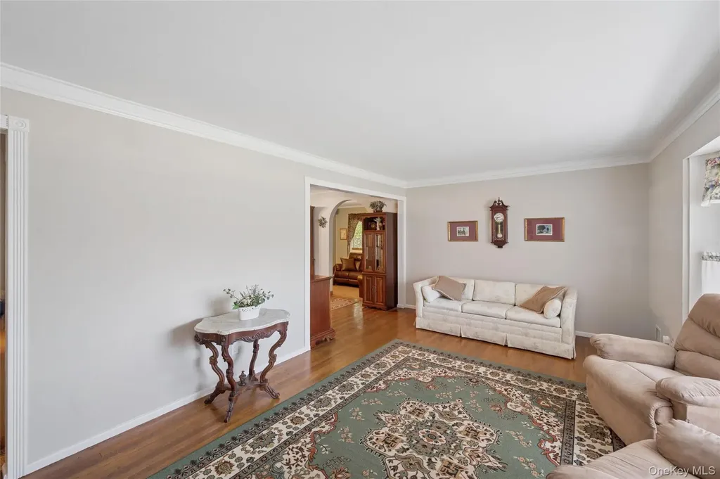 14 Radburn Drive Commack NY 11725