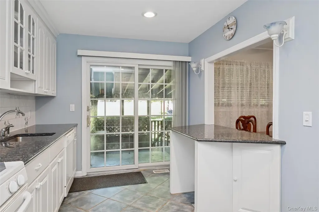 14 Radburn Drive Commack NY 11725