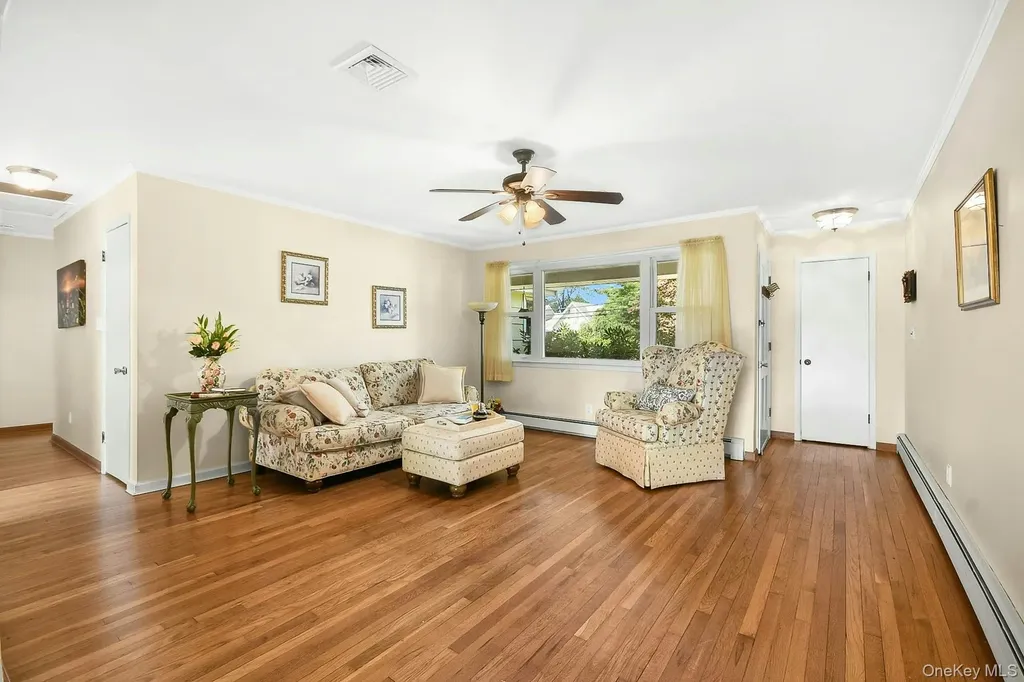 59 Wingam Drive Islip NY 11751