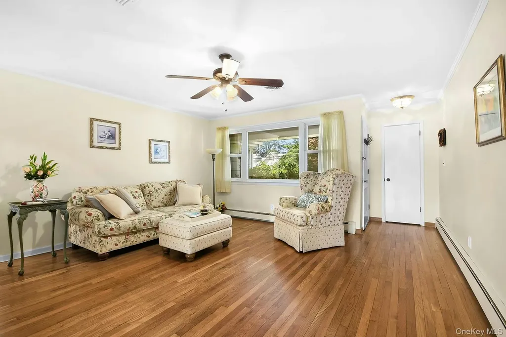 59 Wingam Drive Islip NY 11751