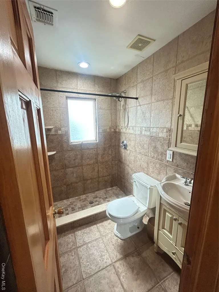 3068 Xavier Place Oceanside NY 11572