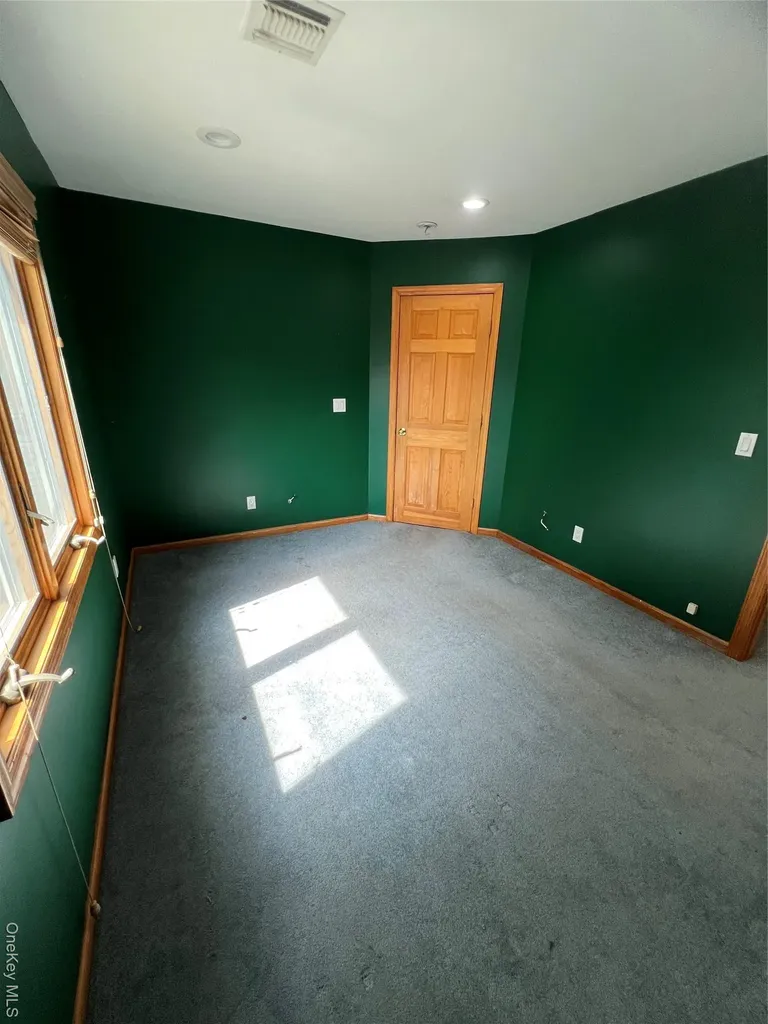 3068 Xavier Place Oceanside NY 11572