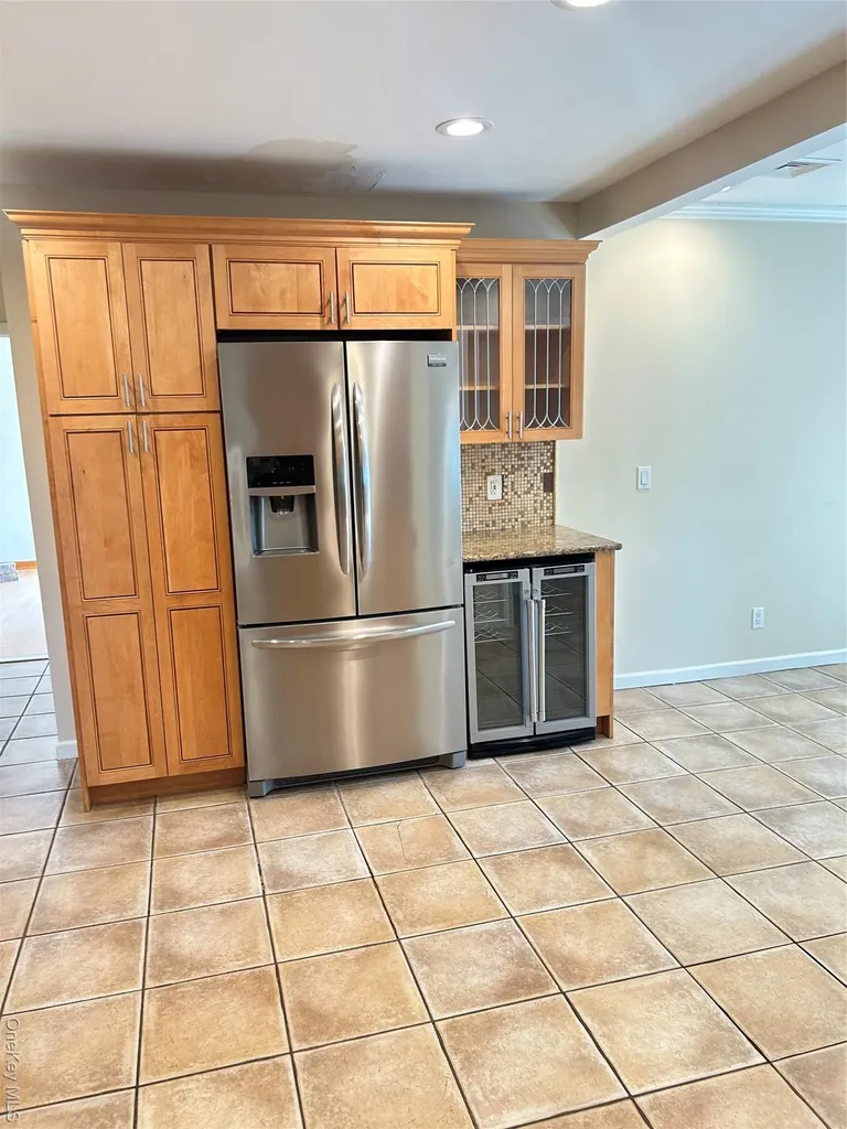 3068 Xavier Place Oceanside NY 11572