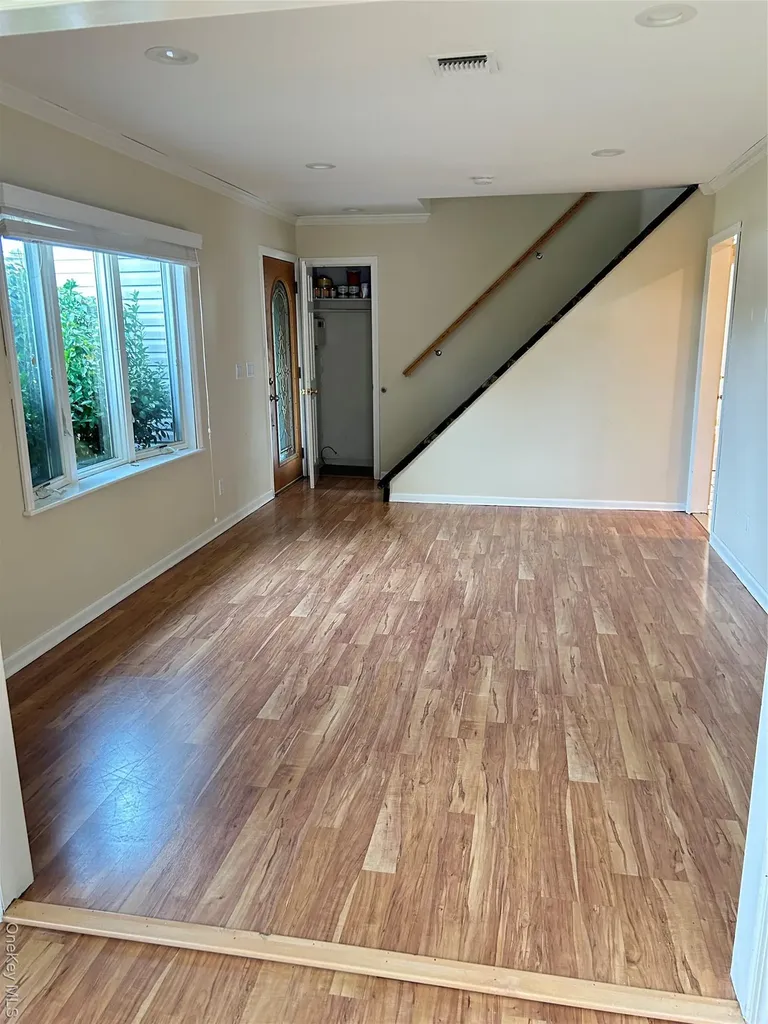 3068 Xavier Place Oceanside NY 11572