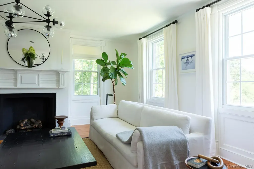 164 Vassar Road Poughkeepsie NY 12603