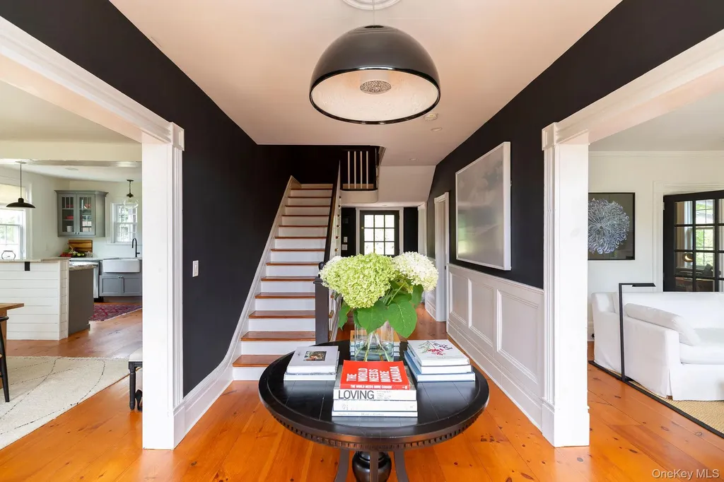 164 Vassar Road Poughkeepsie NY 12603