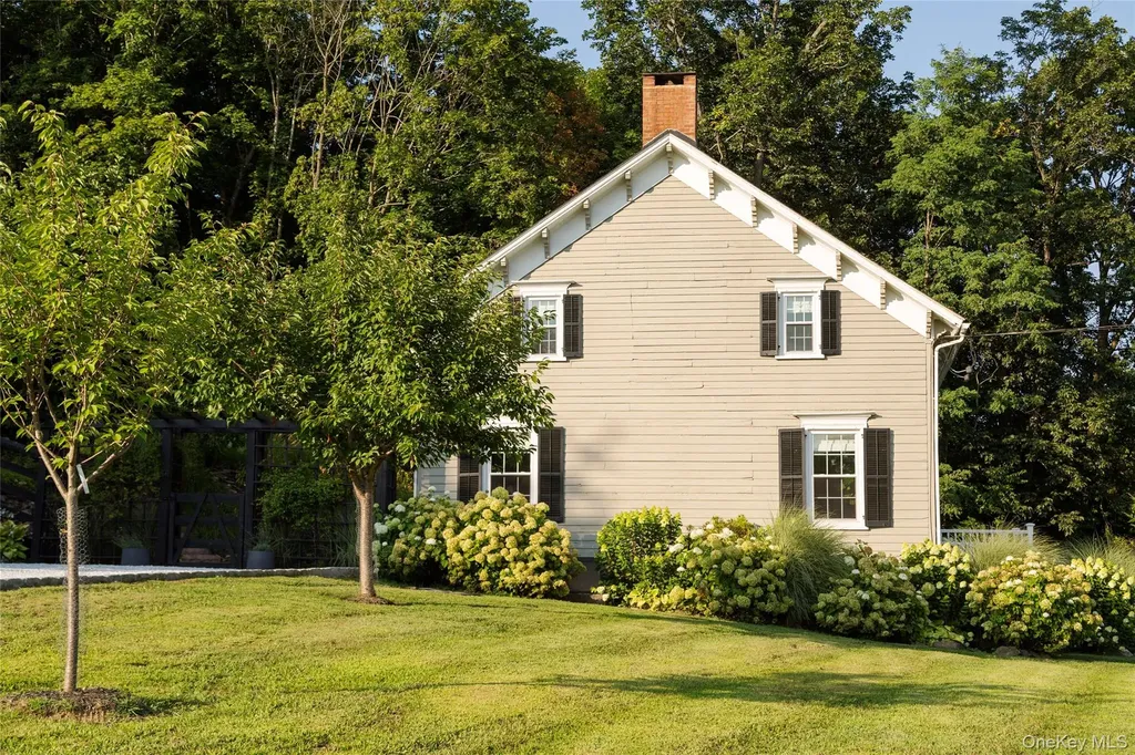 164 Vassar Road Poughkeepsie NY 12603