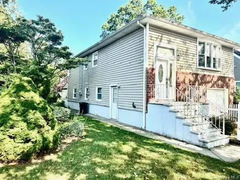 2743 Milburn Avenue Baldwin NY 11510