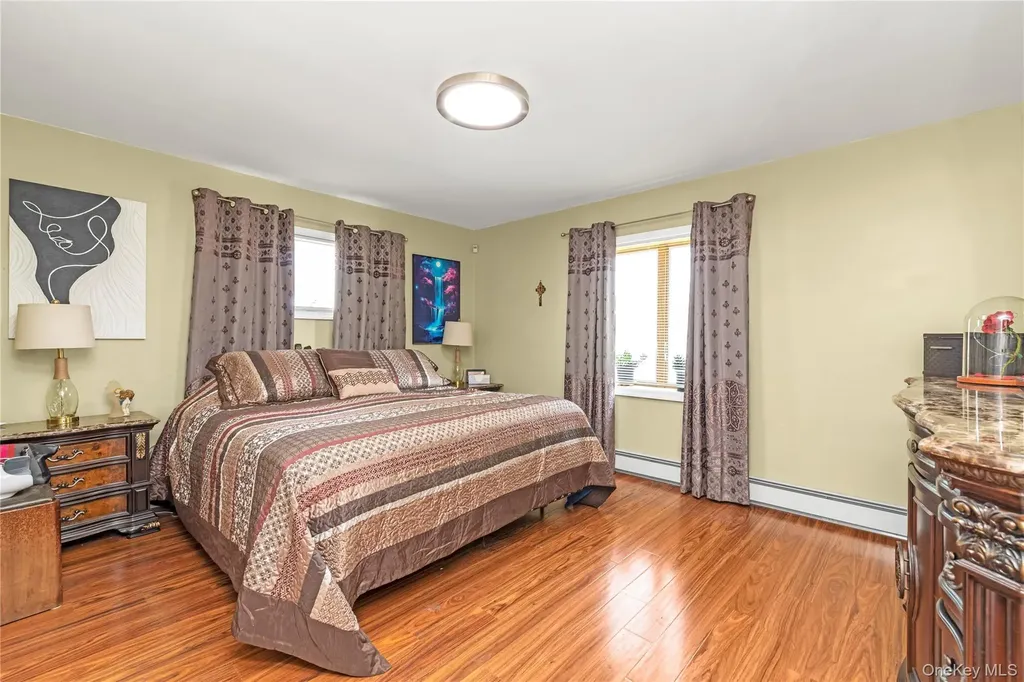 1983 Dutch Broadway Elmont NY 11003