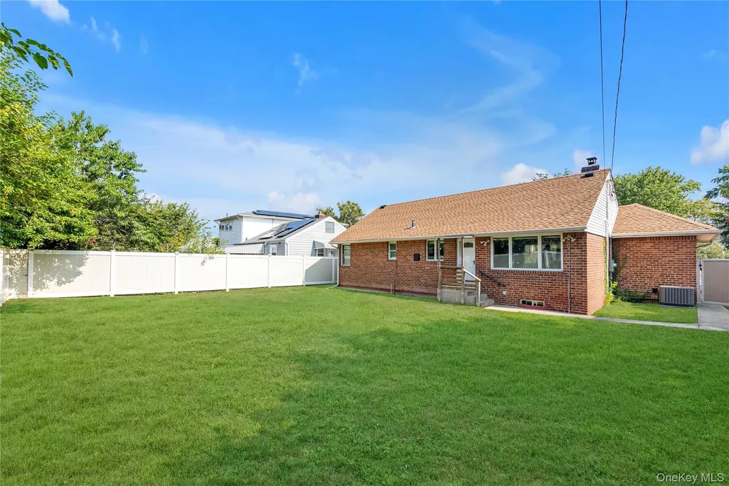 1983 Dutch Broadway Elmont NY 11003