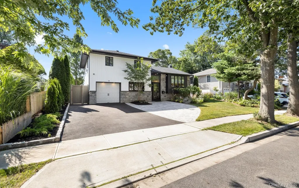 14 John Drive Old Bethpage NY 11804