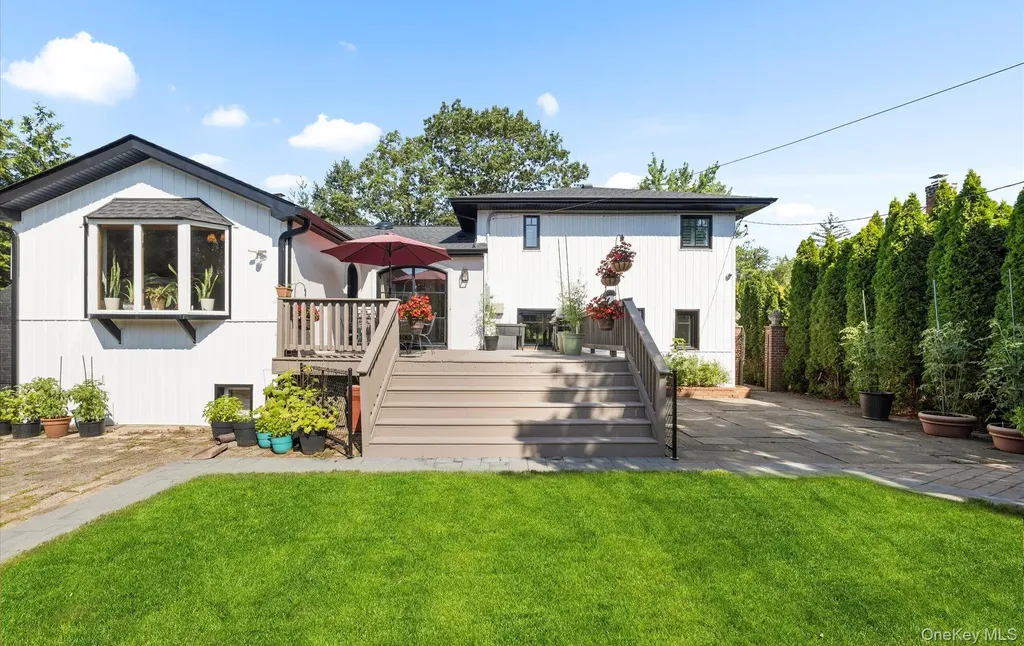 14 John Drive Old Bethpage NY 11804