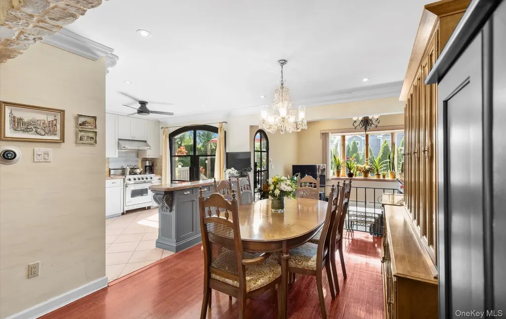 14 John Drive Old Bethpage NY 11804