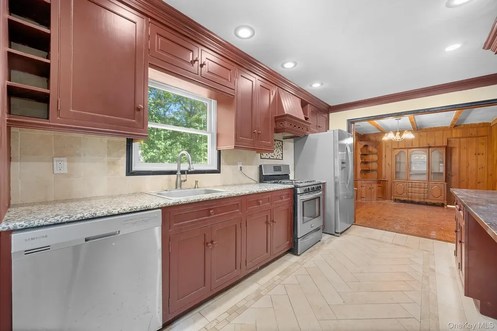 1 Ashland Drive Huntington NY 11743