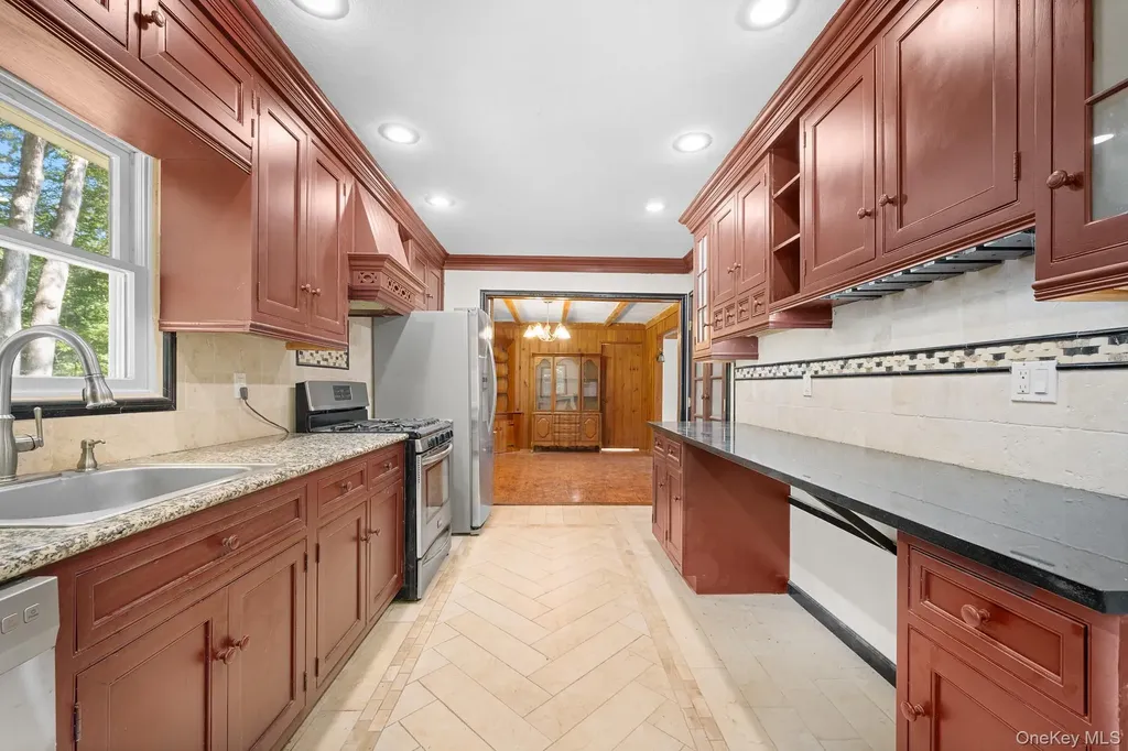 1 Ashland Drive Huntington NY 11743