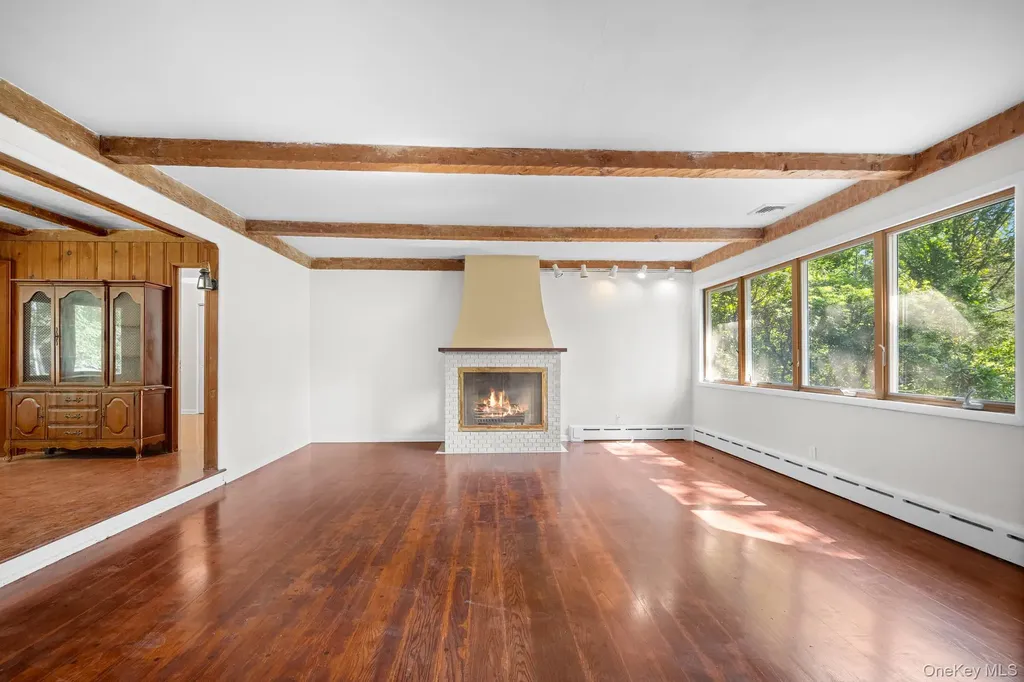1 Ashland Drive Huntington NY 11743