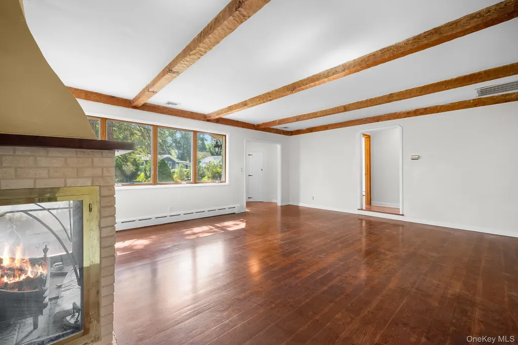 1 Ashland Drive Huntington NY 11743