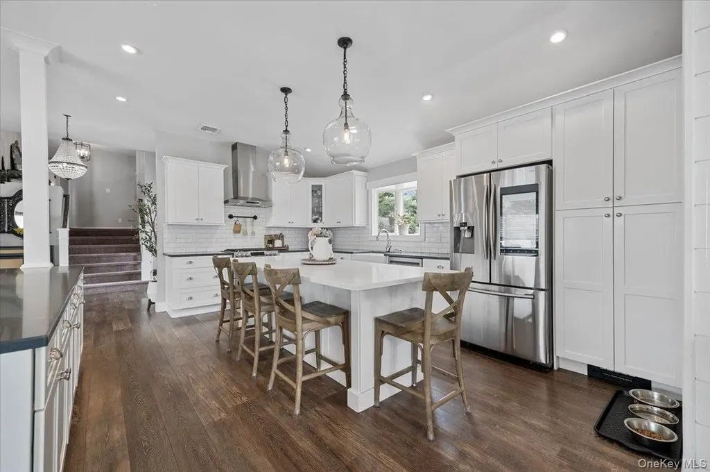308 Sunset Boulevard Massapequa NY 11758