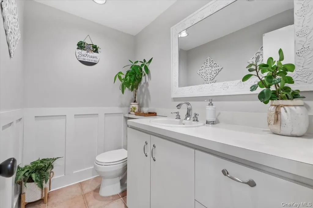 308 Sunset Boulevard Massapequa NY 11758
