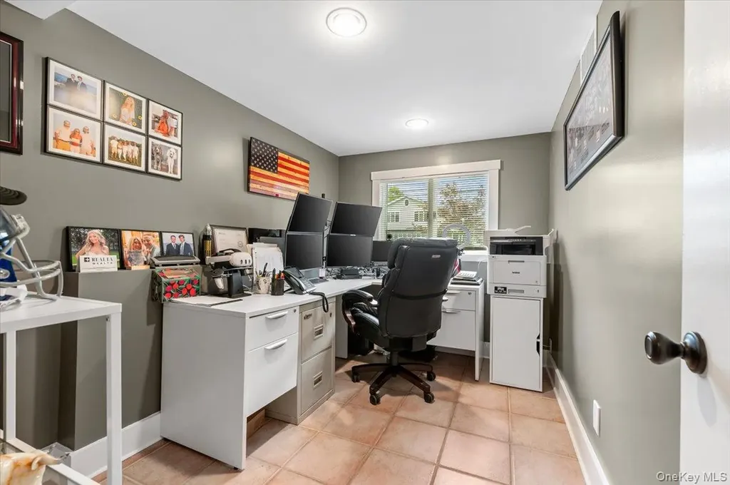 308 Sunset Boulevard Massapequa NY 11758