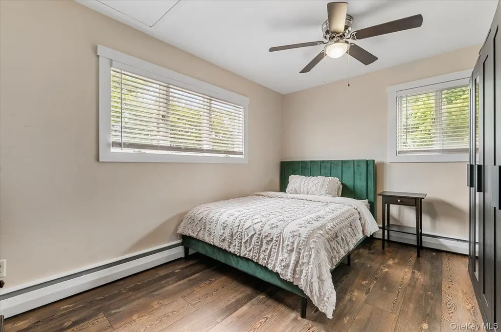 308 Sunset Boulevard Massapequa NY 11758