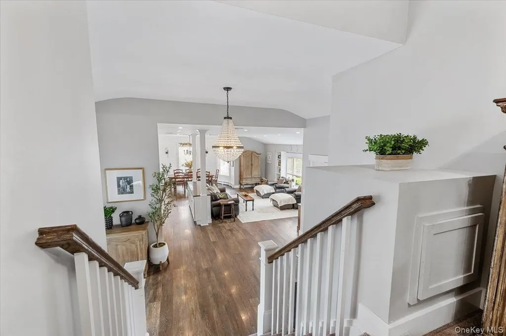 308 Sunset Boulevard Massapequa NY 11758