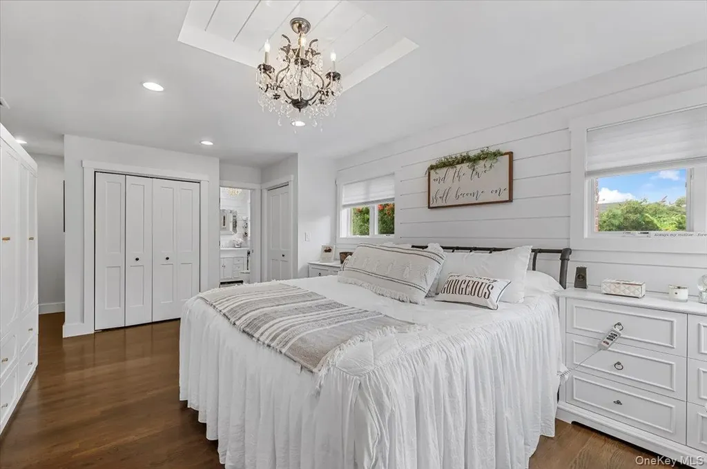 308 Sunset Boulevard Massapequa NY 11758