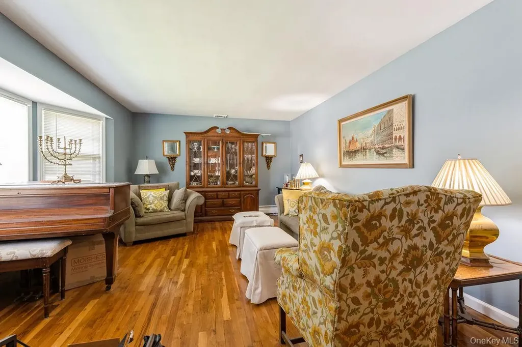 635 Hempstead Avenue West Hempstead NY 11552
