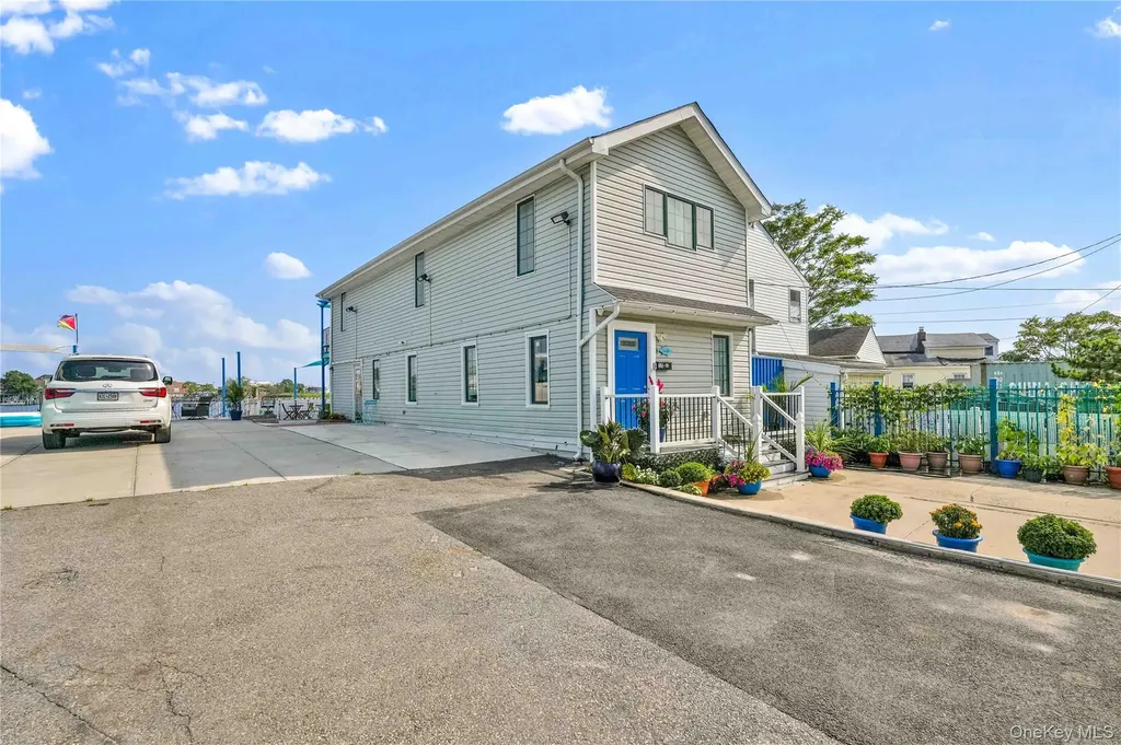 155-83 Bayview Rosedale NY