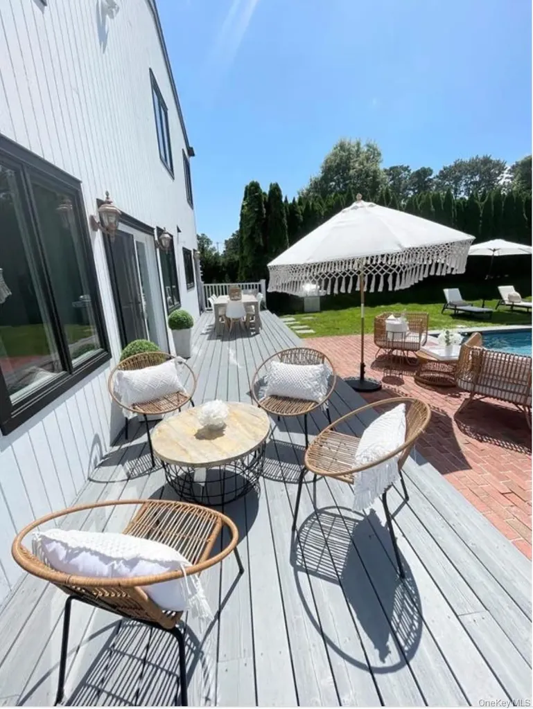 51 Cheviot Southampton NY 11968