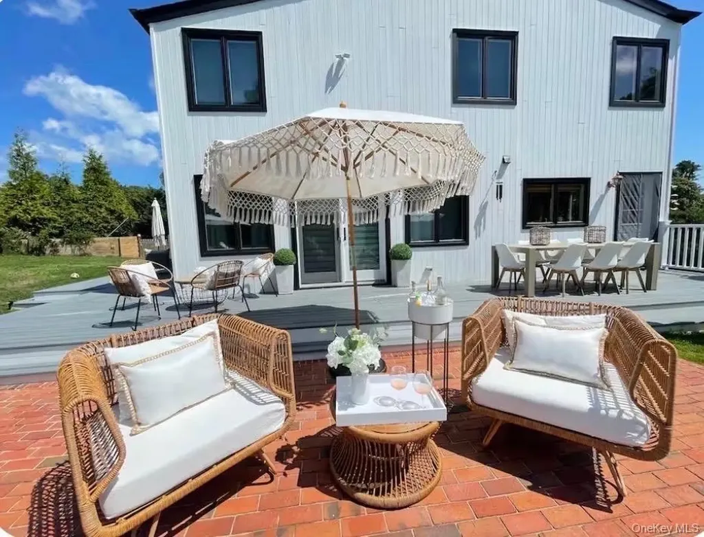 51 Cheviot Southampton NY 11968