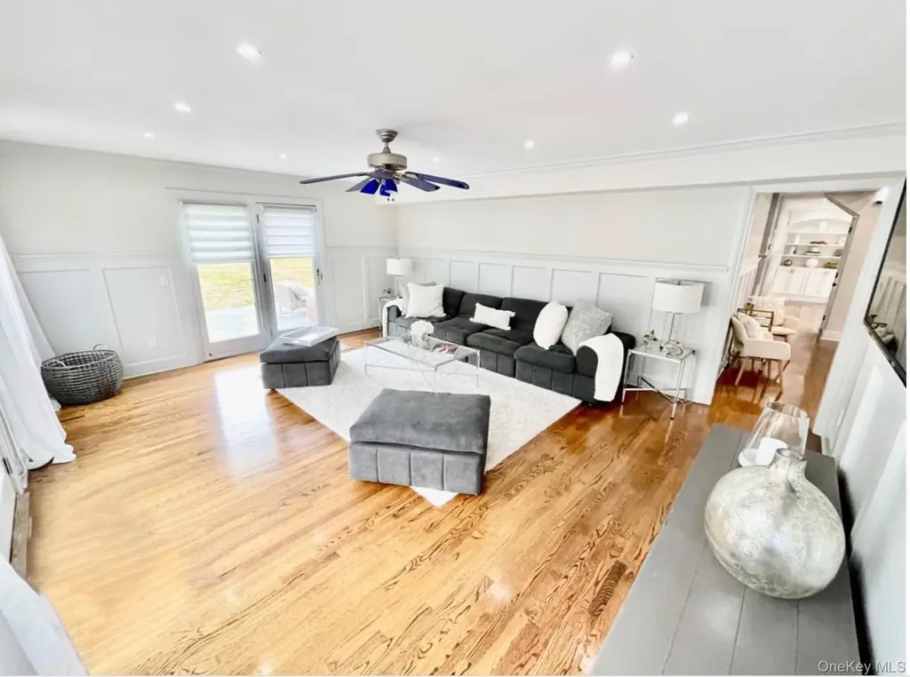 51 Cheviot Southampton NY 11968