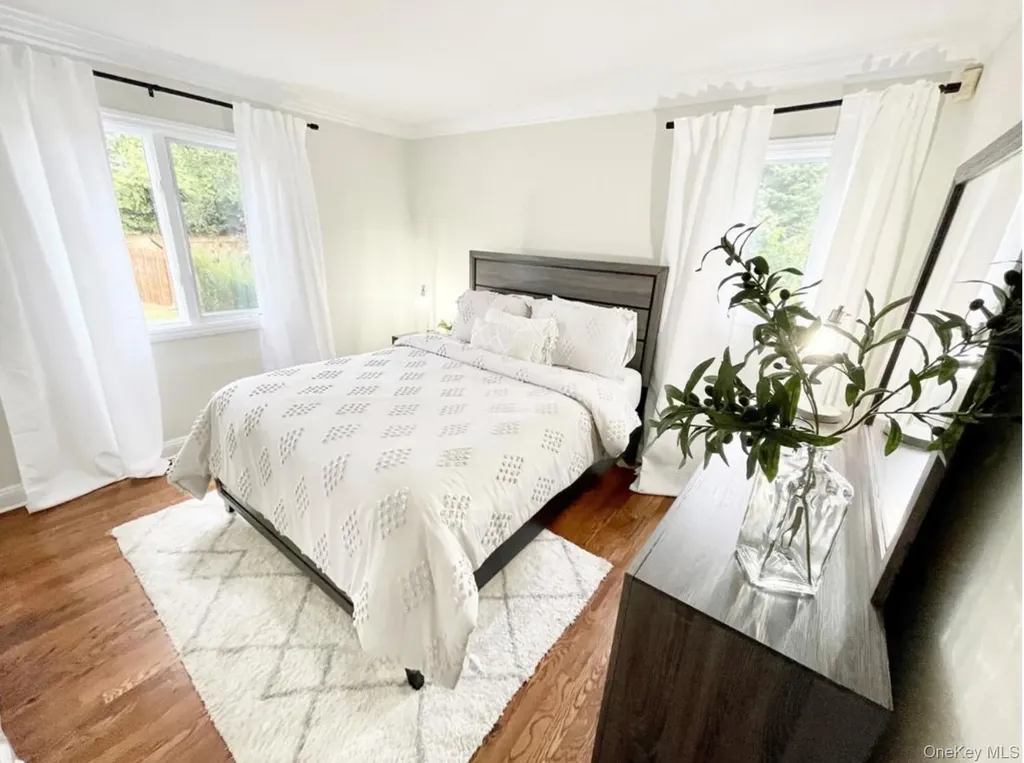 51 Cheviot Southampton NY 11968