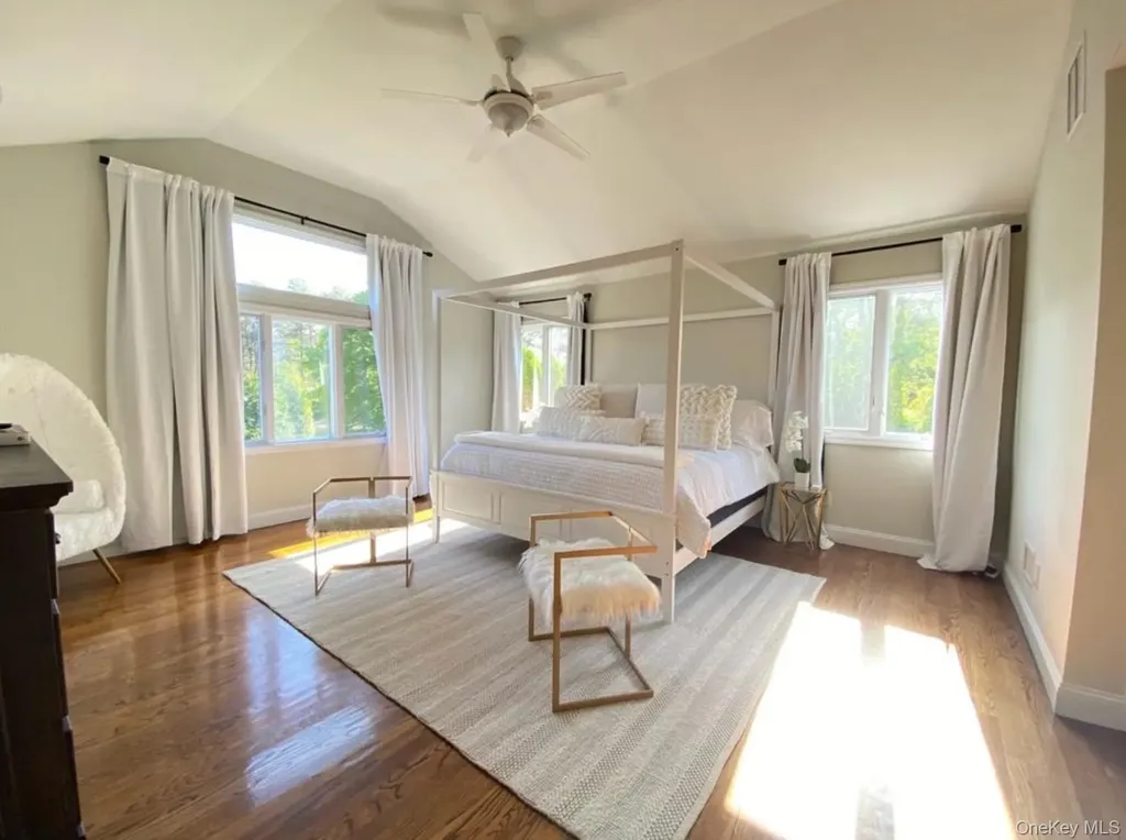 51 Cheviot Southampton NY 11968