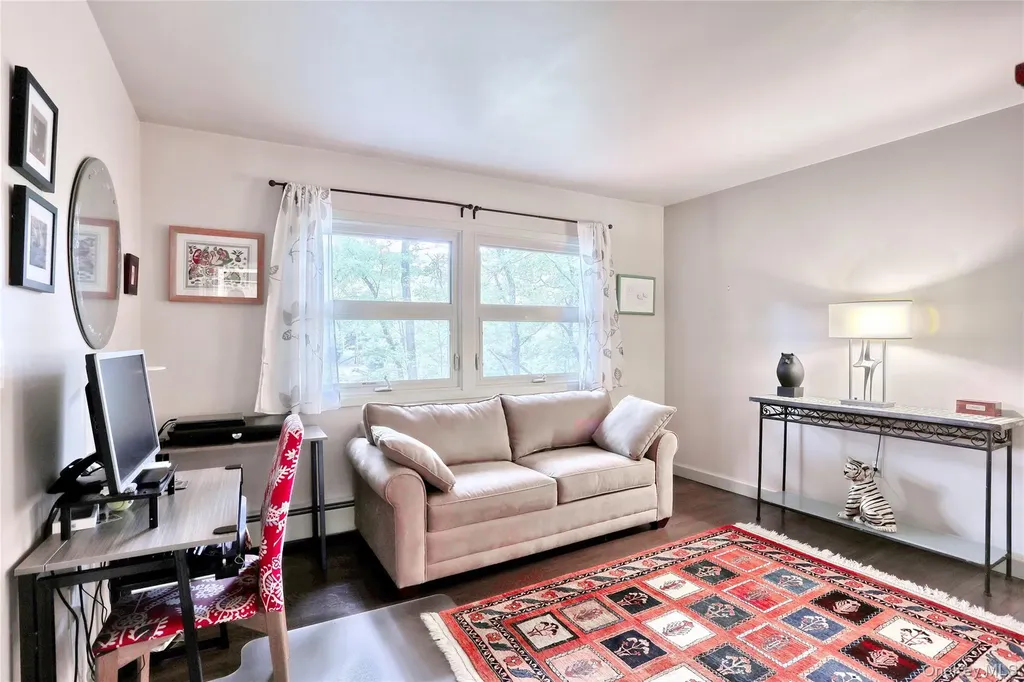 4 Steinway Court Suffern NY 10901