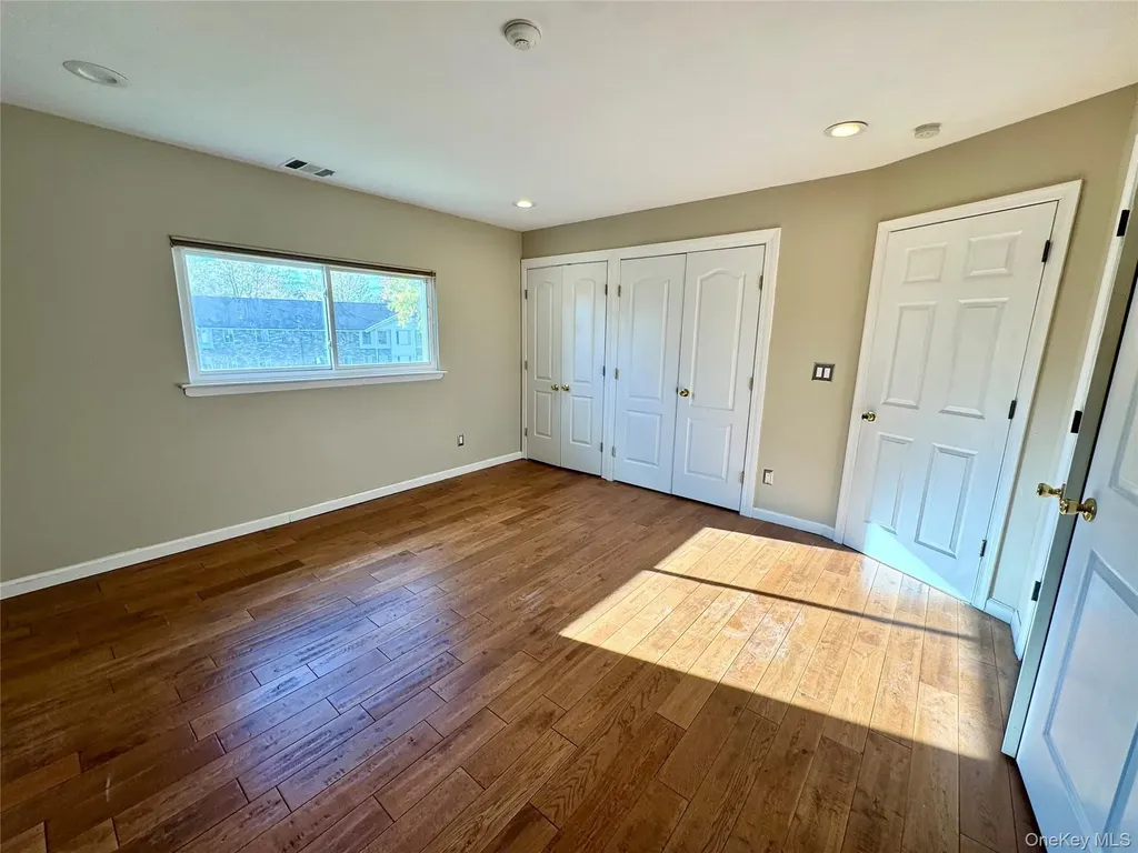 138 N Pointe Circle Coram NY 11727