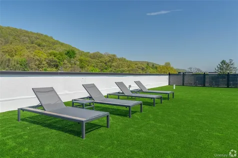 15 Washington Avenue Suffern NY 10901