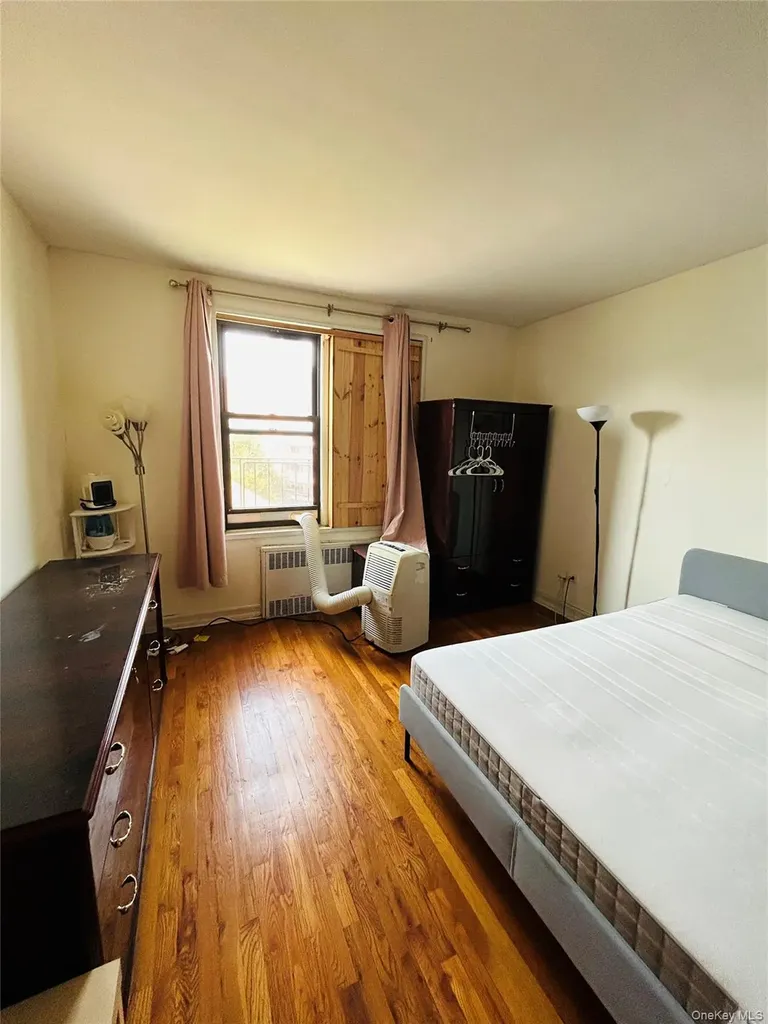 71-11 Yellowstone Boulevard Forest Hills NY 11375