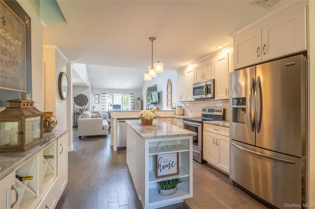 64 Jeremy Circle Nesconset NY 11767
