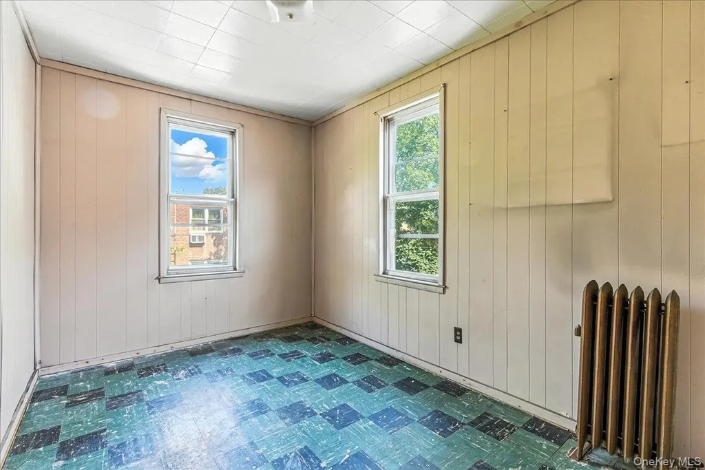 9015 Bayview Place Brooklyn NY 11236