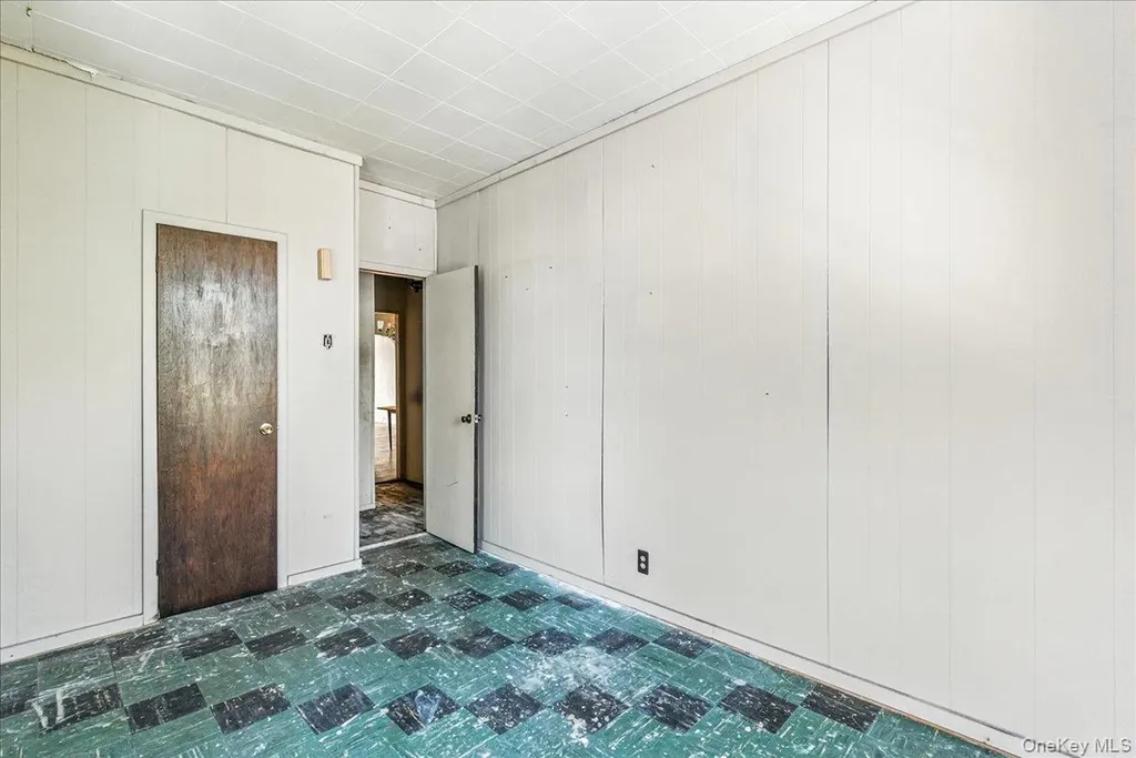 9015 Bayview Place Brooklyn NY 11236