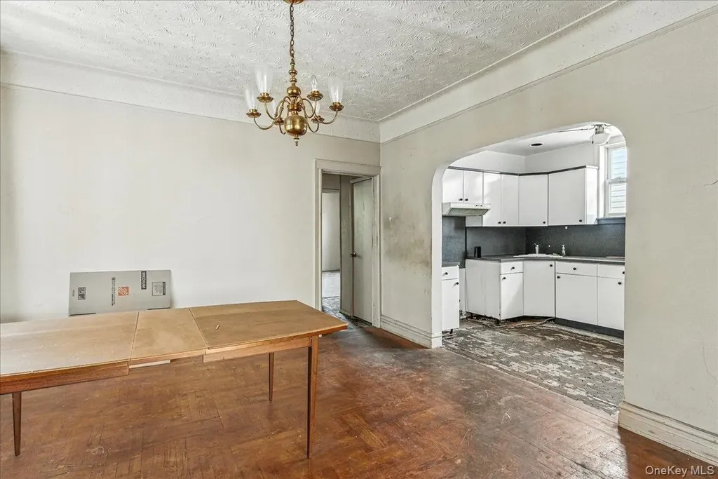 9015 Bayview Place Brooklyn NY 11236