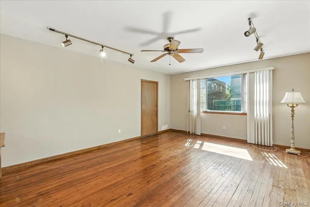 9015 Bayview Place Brooklyn NY 11236
