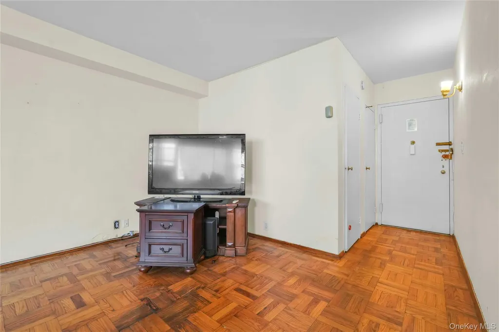6 Fordham Hill Oval Bronx NY 10468