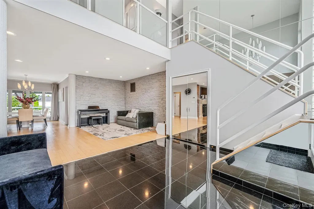 94 Forest Avenue Massapequa NY 11758