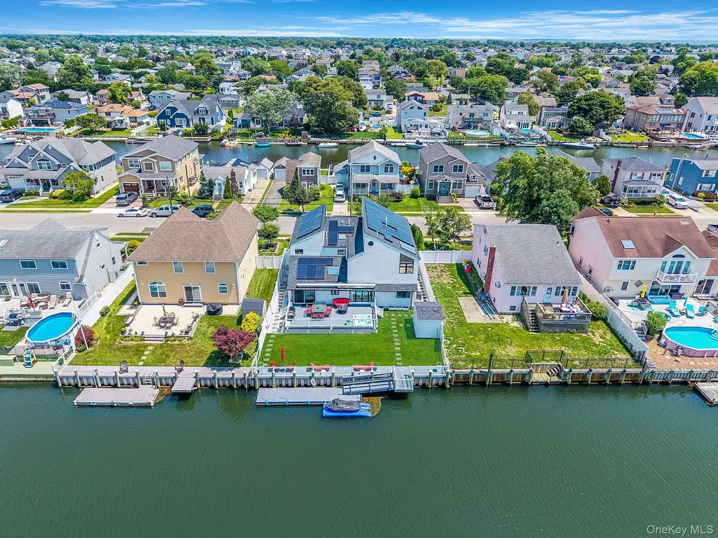 94 Forest Avenue Massapequa NY 11758