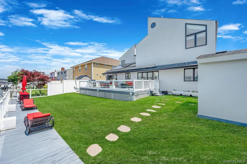 94 Forest Avenue Massapequa NY 11758