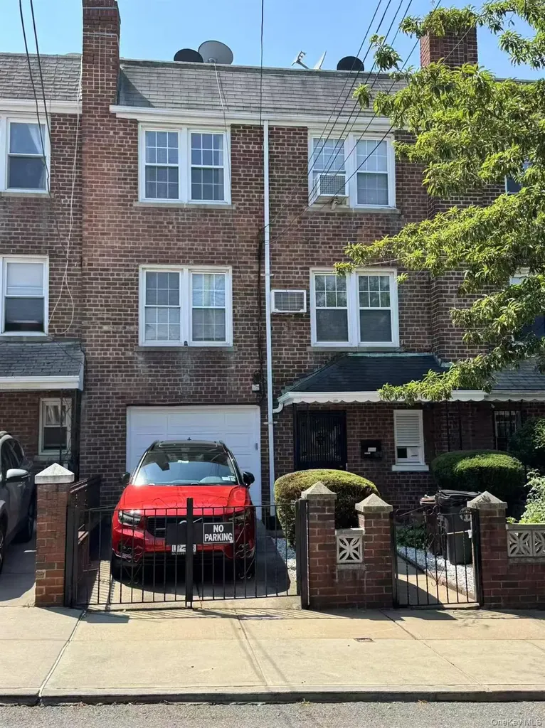 13234 58th Avenue Flushing NY 11355