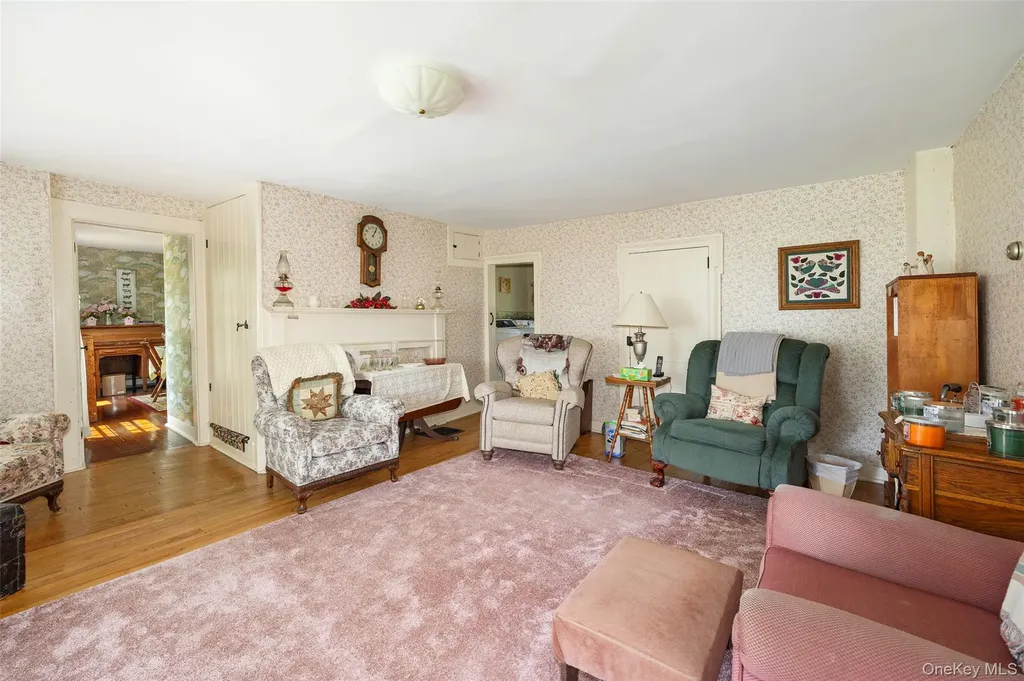 163 Gardner Hollow Road Poughquag NY 12570